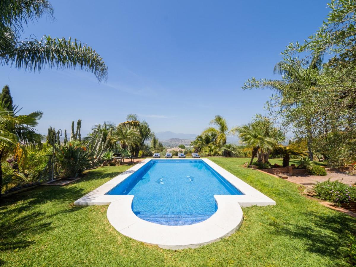Cubo'S Finca Los Dragos Альхаурин-эль-Гранде Экстерьер фото